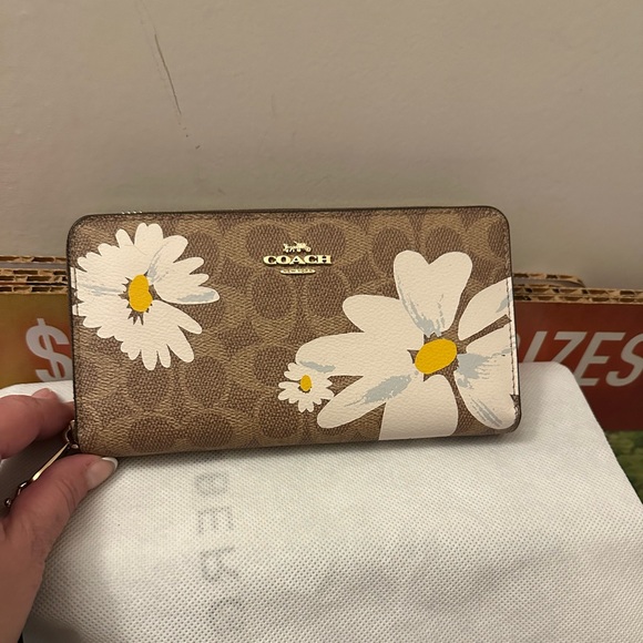 Coach Handbags - Long Zip Around Wallet In Signature Canvas With Floral Print